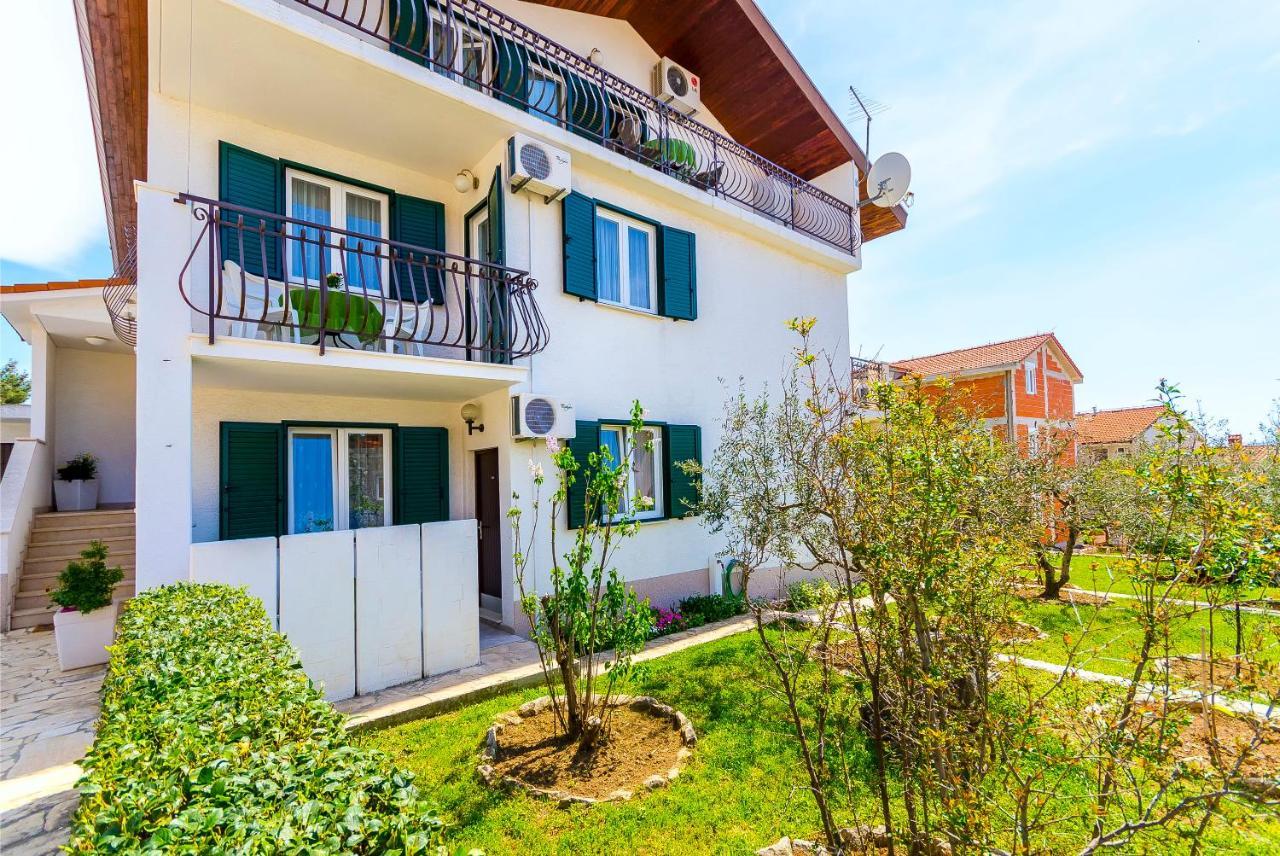 Apartments Mate 特罗吉尔 外观 照片