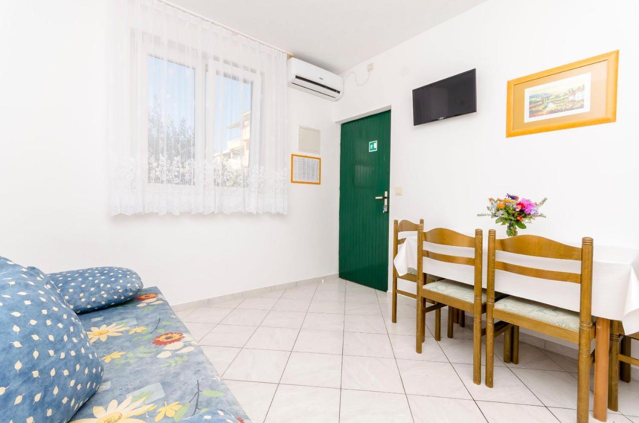 Apartments Mate 特罗吉尔 外观 照片